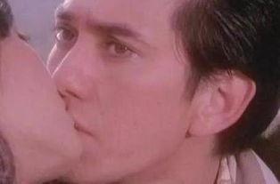 黄秋生年轻时的照片,从青涩少年到影坛巨匠